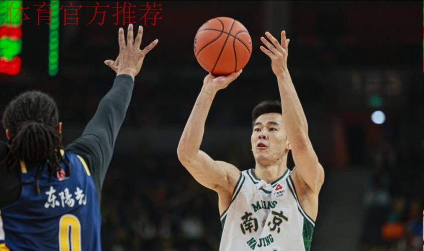 CBA新赛制第1人!在郭士强面前轰42+8+6,怪不得休赛期能获得NBA合同 CBA新赛制第1人!在郭士强面前轰42+8+6,怪不得休赛期能获得NBA合同